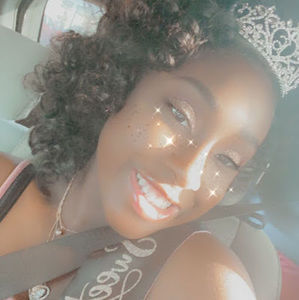 Meet your Posher, Jamira